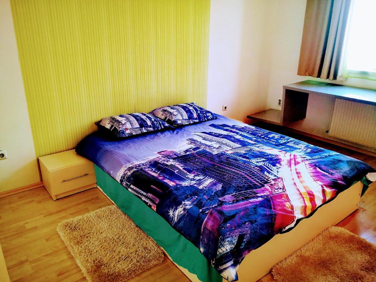 Relaxing & Welcome Apartment, Ared, Uta Arad Eksteriør bilde